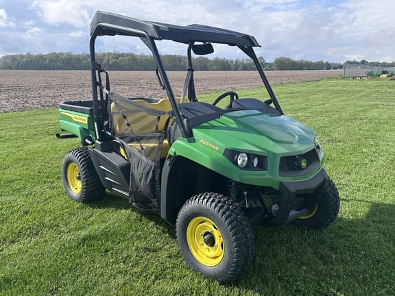 2021 John Deere XUV 590E Equipment Image0