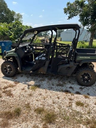 Main image John Deere XUV 590M S4