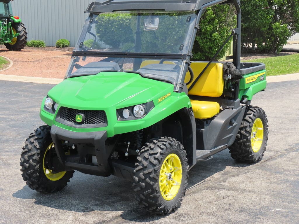 2021 John Deere XUV 590M Equipment Image0