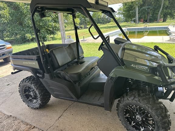 Image of John Deere XUV 590M S4 equipment image 4