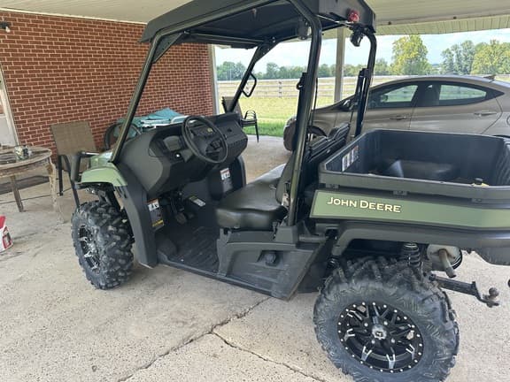 Image of John Deere XUV 590M S4 equipment image 2