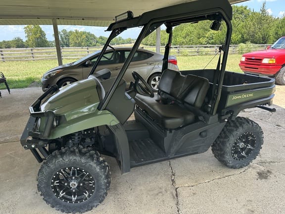 2021 John Deere XUV 590M S4 Equipment Image0