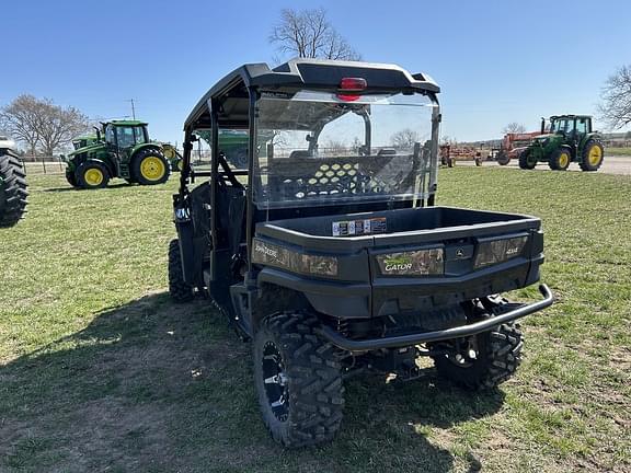 Image of John Deere XUV 590M S4 equipment image 4