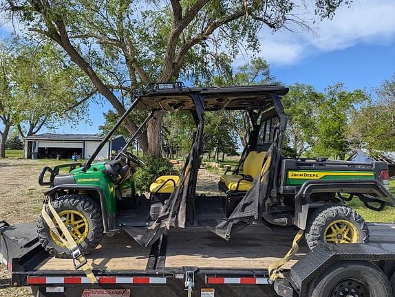 Image of John Deere XUV 825M S4 Primary image