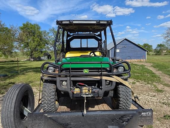 Image of John Deere XUV 825M S4 equipment image 2