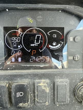 Image of John Deere XUV 825M S4 equipment image 3