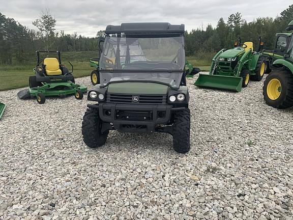 Image of John Deere XUV 825M S4 equipment image 1