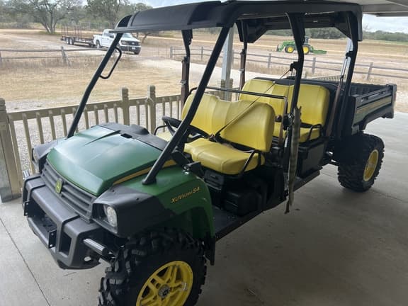 Image of John Deere XUV 825M S4 equipment image 1