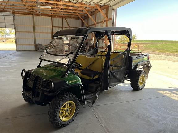 Image of John Deere XUV 825M S4 equipment image 1