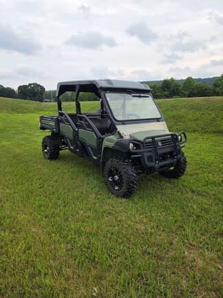 Image of John Deere XUV 825M S4 equipment image 2