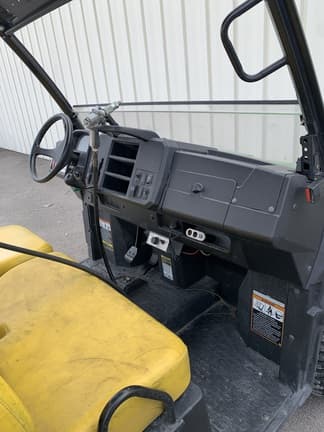 Image of John Deere Gator XUV 835E equipment image 1