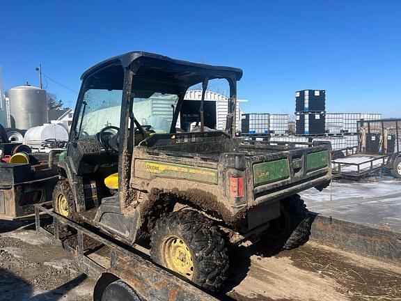 Image of John Deere Gator XUV 835E equipment image 4