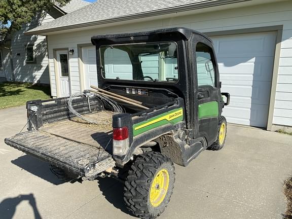 Image of John Deere XUV 835M equipment image 3