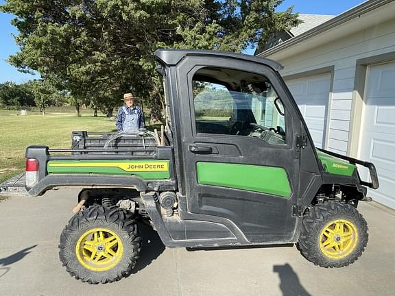 Image of John Deere XUV 835M equipment image 2