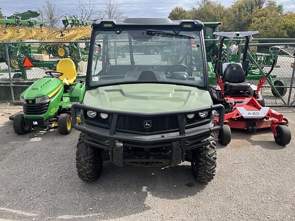 Image of John Deere XUV 835M equipment image 1