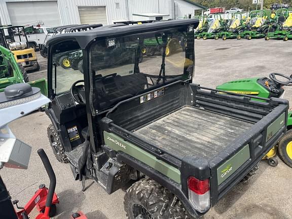 Image of John Deere XUV 835M equipment image 4