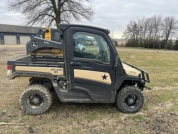 2021 John Deere XUV 835M Honor Edition Equipment Image0