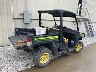 Image of John Deere XUV 835M equipment image 3