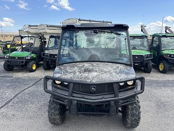 Image of John Deere XUV 835M equipment image 3
