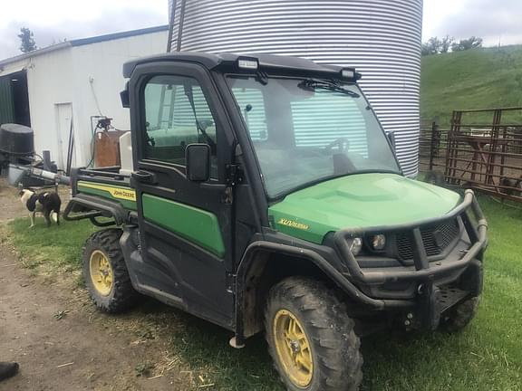 Image of John Deere XUV 835M Primary image