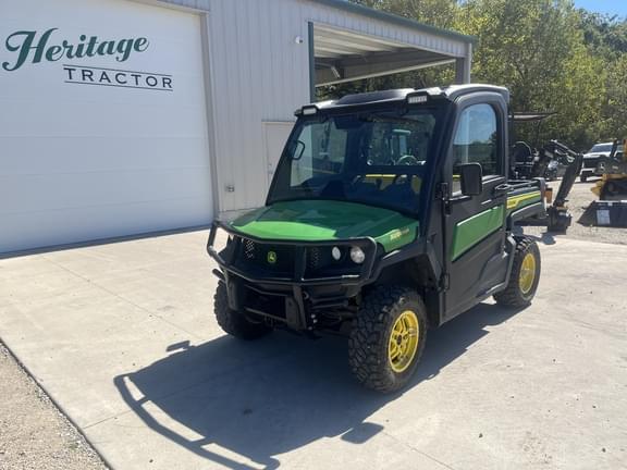 Image of John Deere XUV 835M equipment image 3