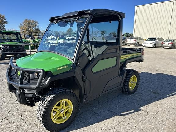 Image of John Deere XUV 835M Primary image