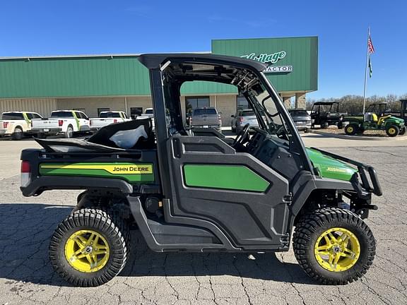 Image of John Deere XUV 835M equipment image 4