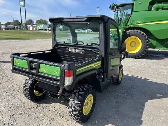 Image of John Deere XUV 835M equipment image 4