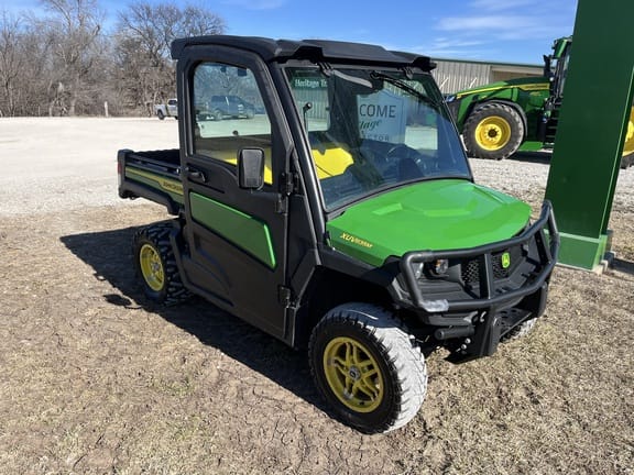 2021 John Deere XUV 835M Equipment Image0