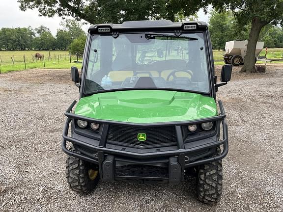 Image of John Deere XUV 835M equipment image 3