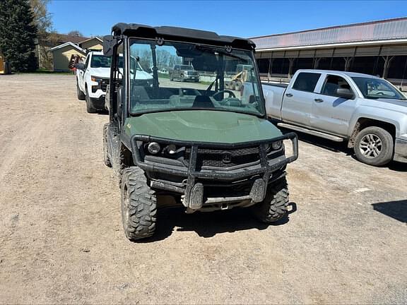 Image of John Deere XUV 835M equipment image 2