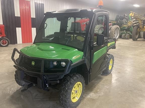 Image of John Deere XUV 835M Primary image