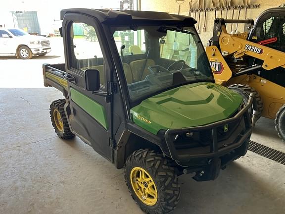 Image of John Deere XUV 835M Primary image