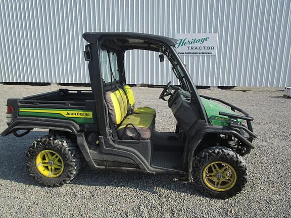 Image of John Deere XUV 835M equipment image 1