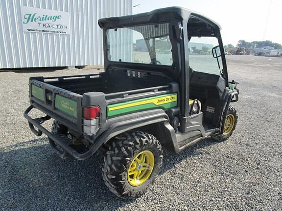 Image of John Deere XUV 835M equipment image 2