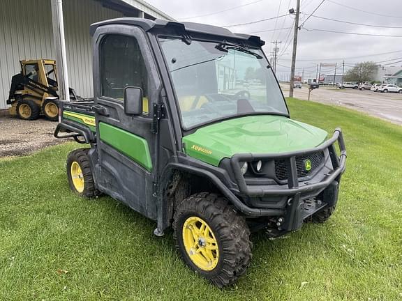 Image of John Deere XUV 835M equipment image 2