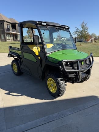 Image of John Deere XUV 835M Primary image