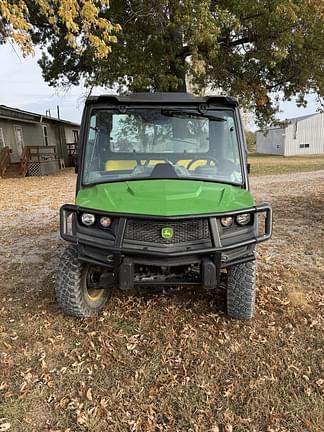 Image of John Deere XUV 835M equipment image 2