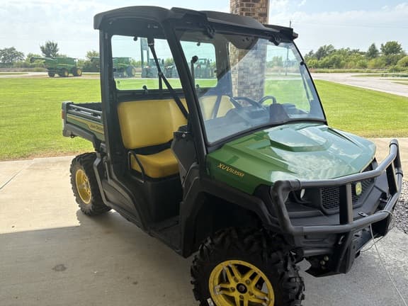Image of John Deere XUV 835M Primary image