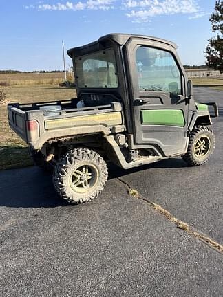 Image of John Deere XUV 835M equipment image 3