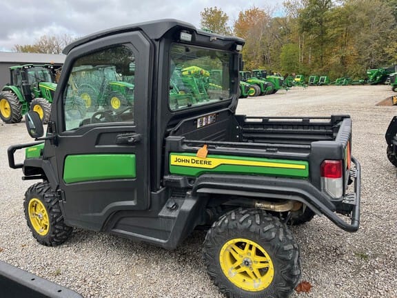 2021 John Deere XUV 835M Equipment Image0