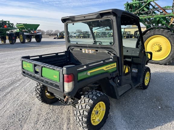 Image of John Deere XUV 835M equipment image 4