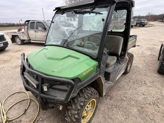 Image of John Deere XUV 835M equipment image 2