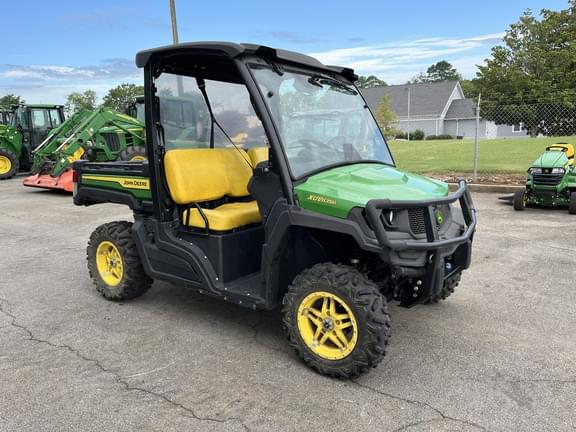 Image of John Deere XUV 835M equipment image 2
