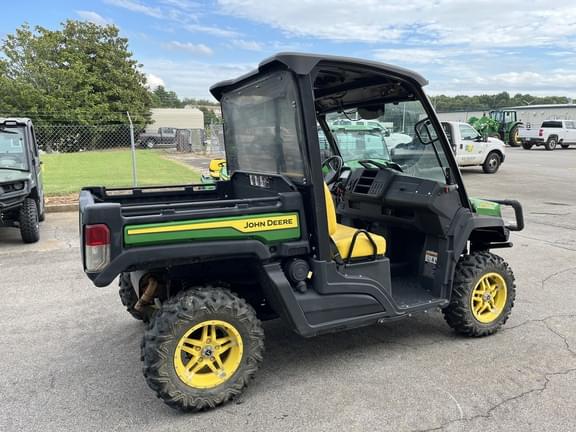Image of John Deere XUV 835M equipment image 3