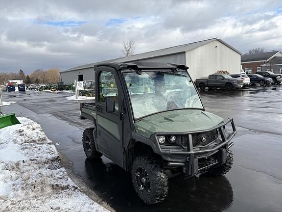 Image of John Deere XUV 835M equipment image 3