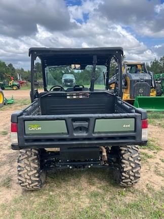 Image of John Deere XUV 835M equipment image 4