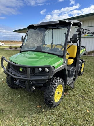 2021 John Deere XUV 835M Equipment Image0