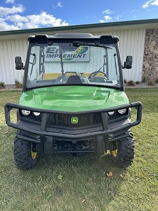 Image of John Deere XUV 835M equipment image 1