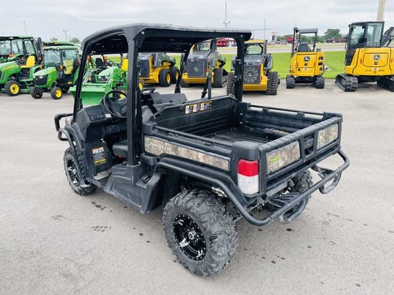 Image of John Deere XUV 835M equipment image 3
